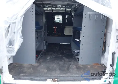 2014 Ford E-250 Commercial z USA, uszkodzony, nr VIN 1FTNE2EL4EDA12349